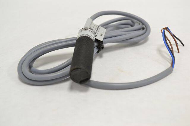 [XUBJ083135] SENSOR FOTOELEC. 12-24VDC (065297)