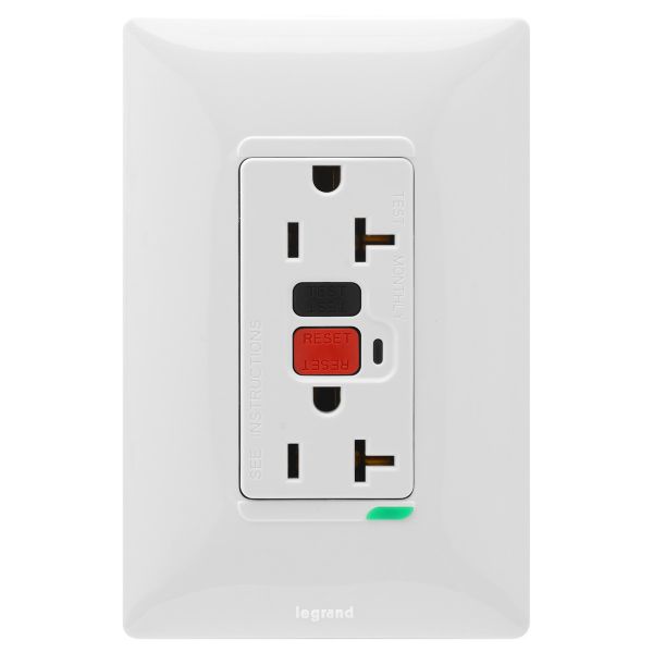 [686535] TOMA CTE DOBLE 2P+T 20A 127V GFCI BLANCO