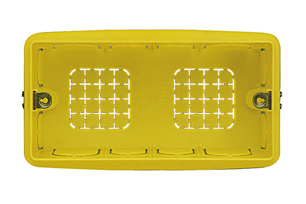 CAJA D/EMPOTRAR P/4 MODULOS.
